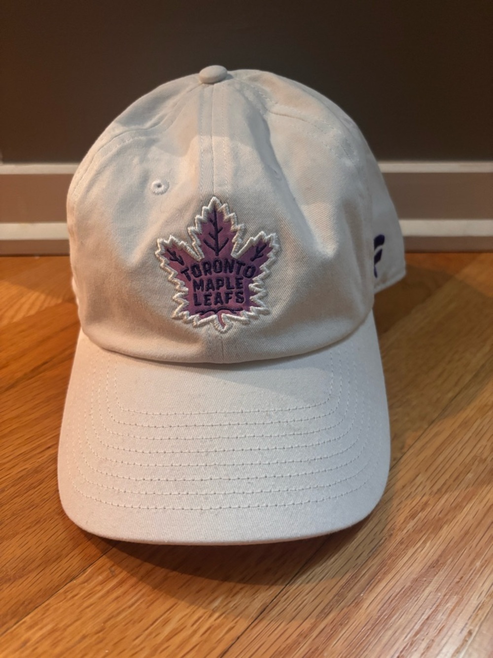 Toronto maple leafs hat